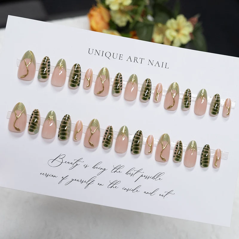 Künstlerische Lange Stiletto Nagelkunst