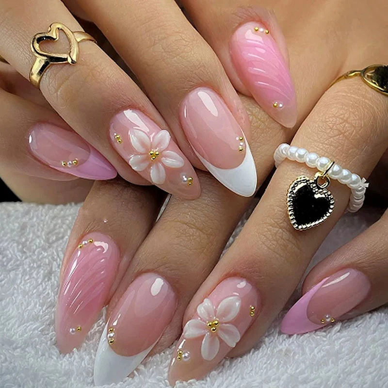 Künstlerisches Floral Press-On Nagelset