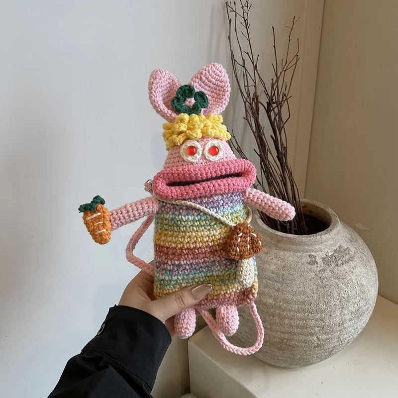 Handgefertigte Häkeldoll