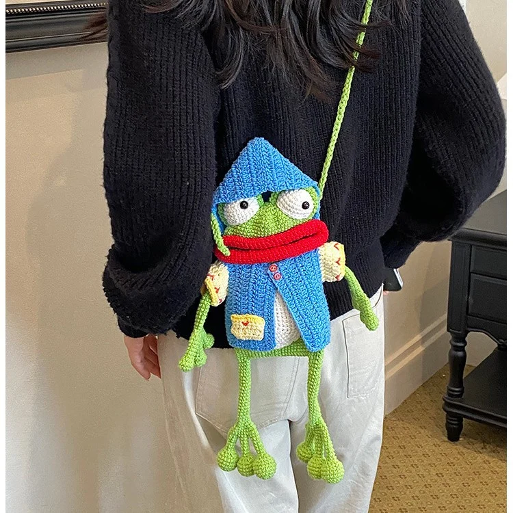 Handgefertigtes gehäkeltes Froschspielzeug