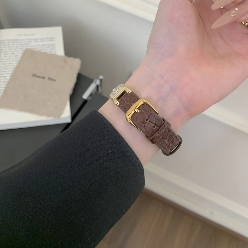Mega Süß Apple Smartwatch Echtes Leder Universell Armband