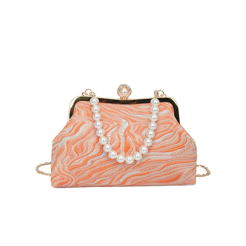Elegante perlenverzierte Abendhandtasche