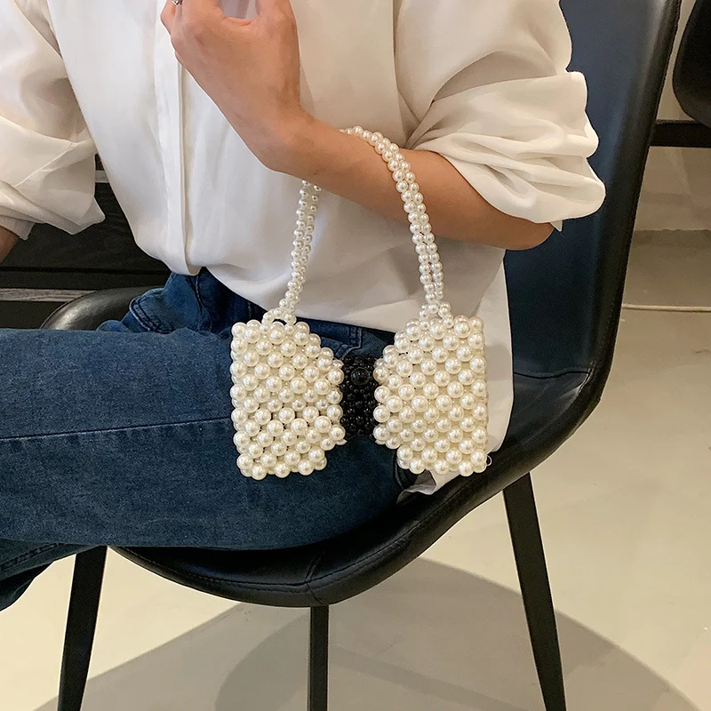 Perlenbogen-Motiv Abendhandtasche