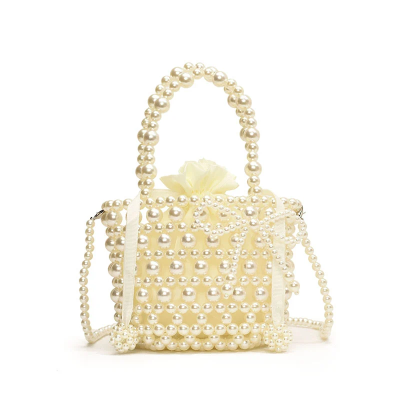 Perlenverzierte Abendtasche