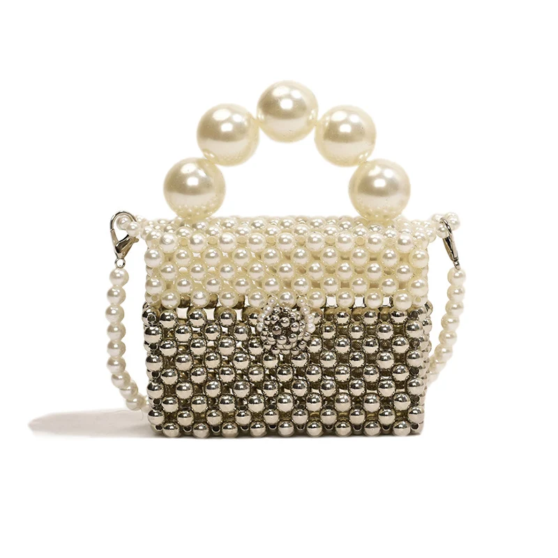 Perlenverzierte Abendhandtasche