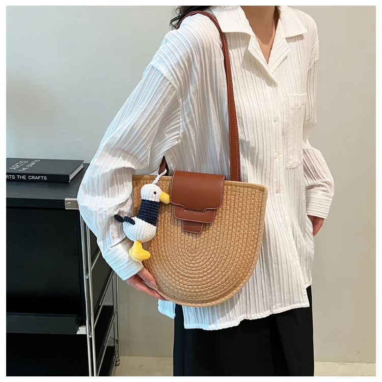 Kreative von Garn inspirierte Handtasche