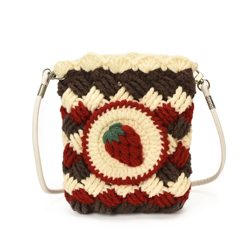 Handgefertigte gehäkelte Mini-Crossbody-Bag