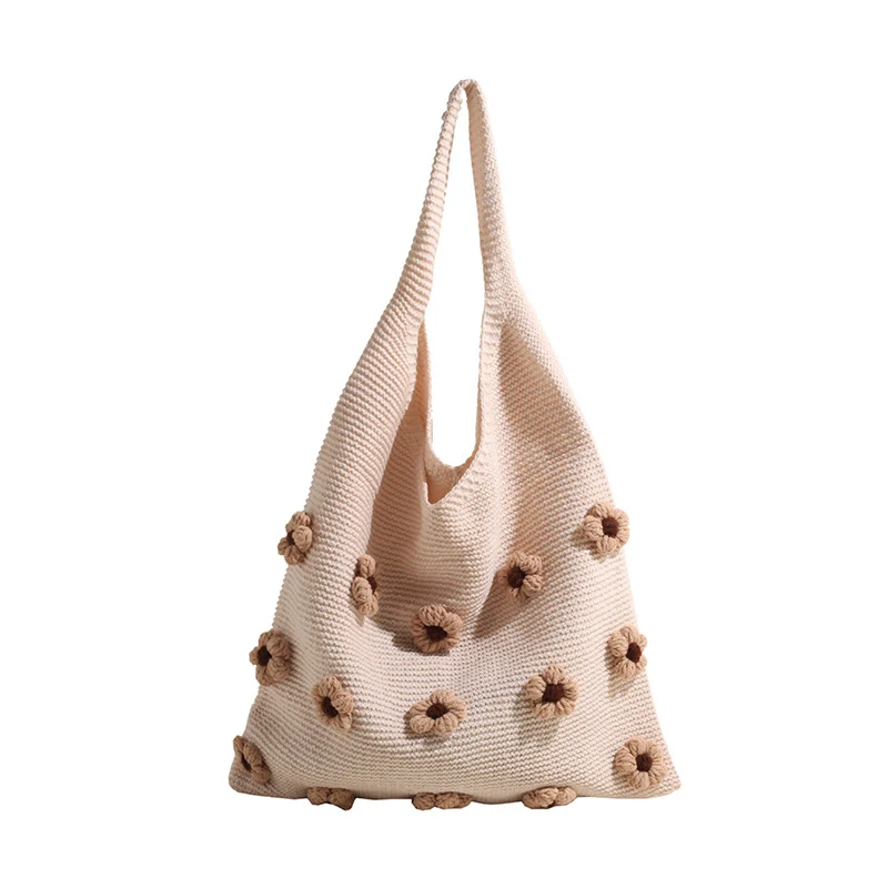 Handgefertigte gehäkelte Blumen-Tasche