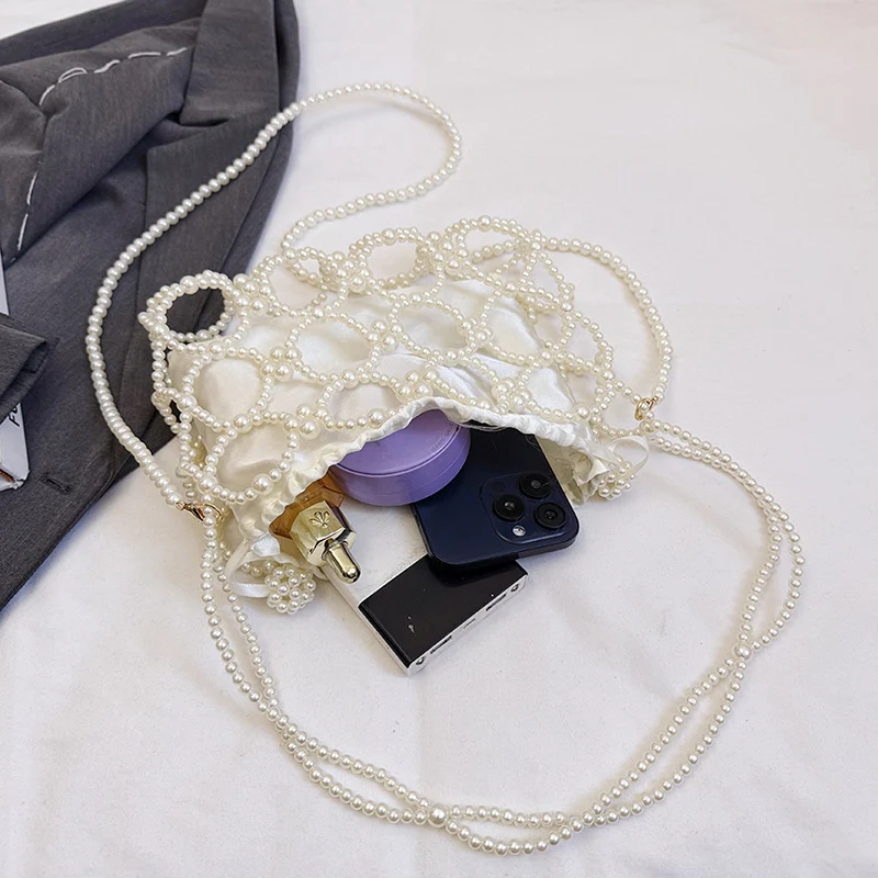 Perlenzug- Abendtasche