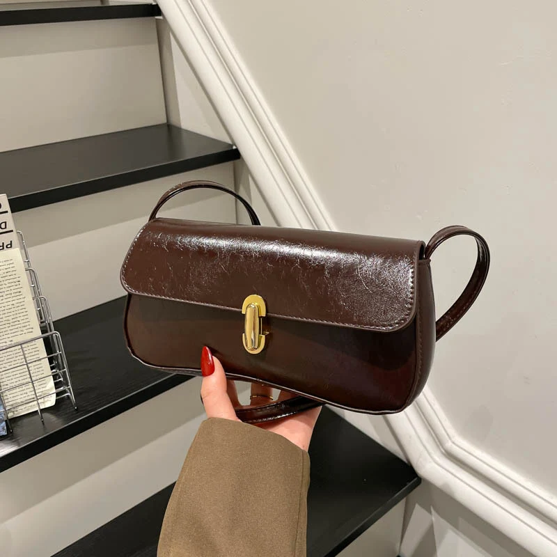 ModernMinimalistHandheldClutch