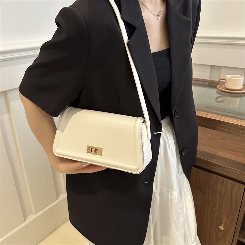 Moderne geometrische Handgelenk-Clutch