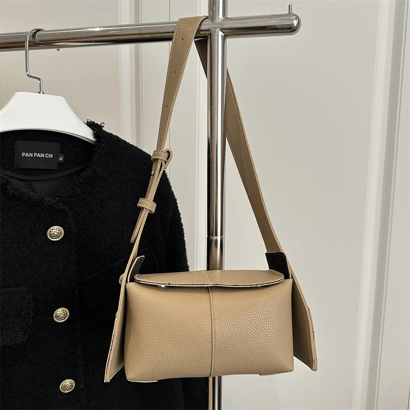 Minimalistische Schultertasche