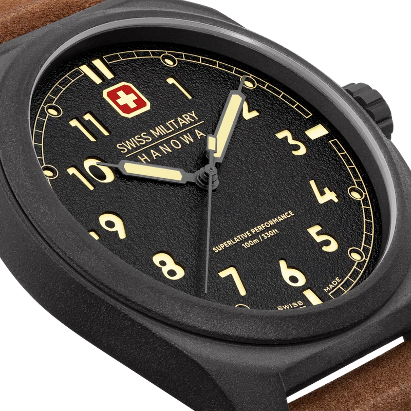 Swiss Military Hanowa Fieldmaster SMWGA0003940 Herren • Saphirglas • 10 ATM Wasserdicht