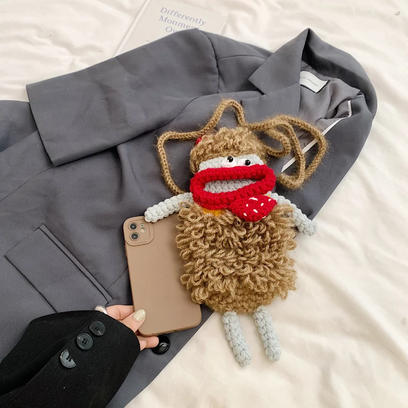 Niedliche Häkelcharakterpuppe