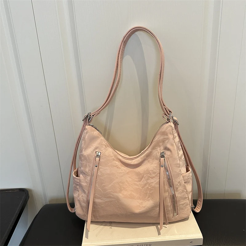 Modische gesteppte Handtasche