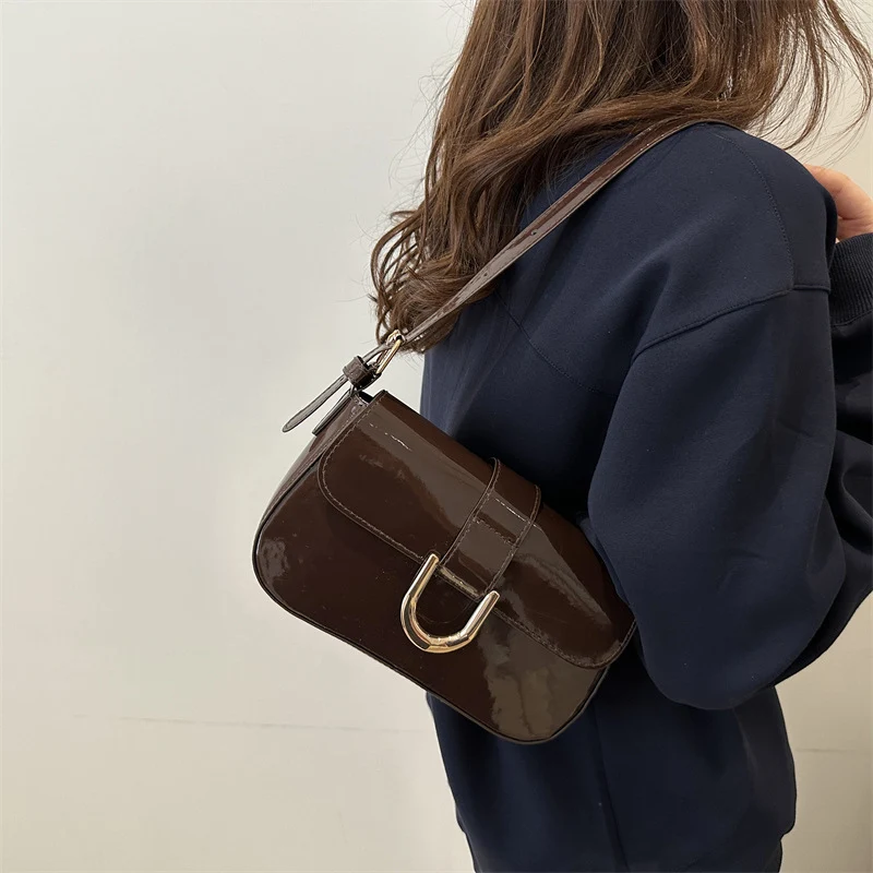 Elegante Patelleder Umhängetasche