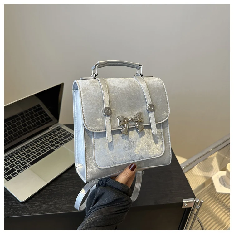 Eleganter Mini-Rucksack mit Schleifendetail