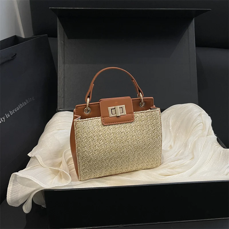 Strukturiertes Handheld Tote