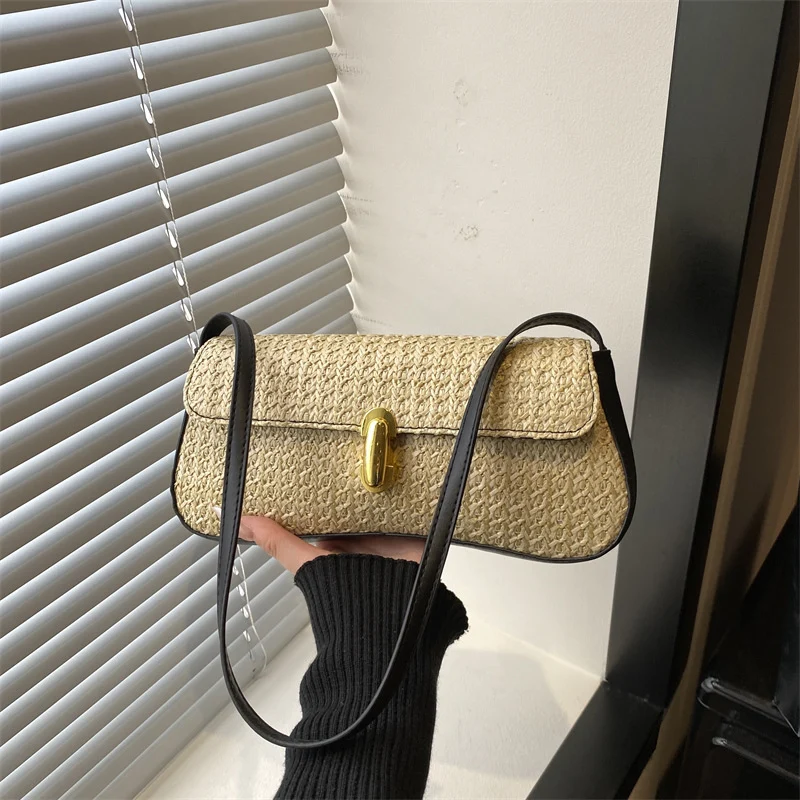 Strukturierte Handtasche