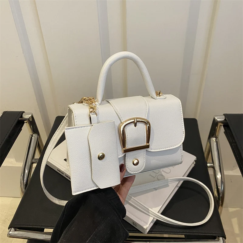 Strukturierte Handheld-Tasche