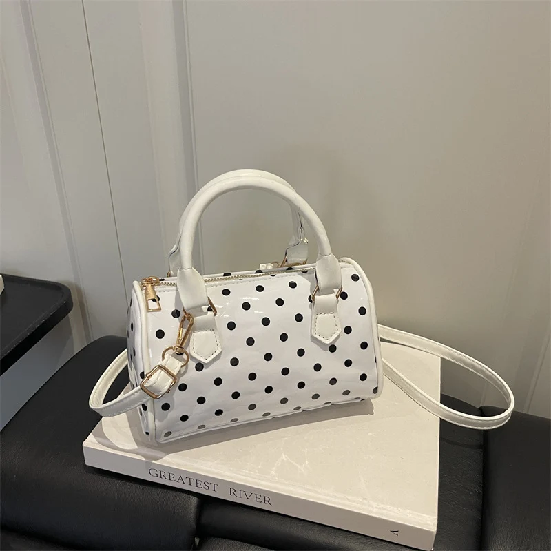 Punkte-Handtasche