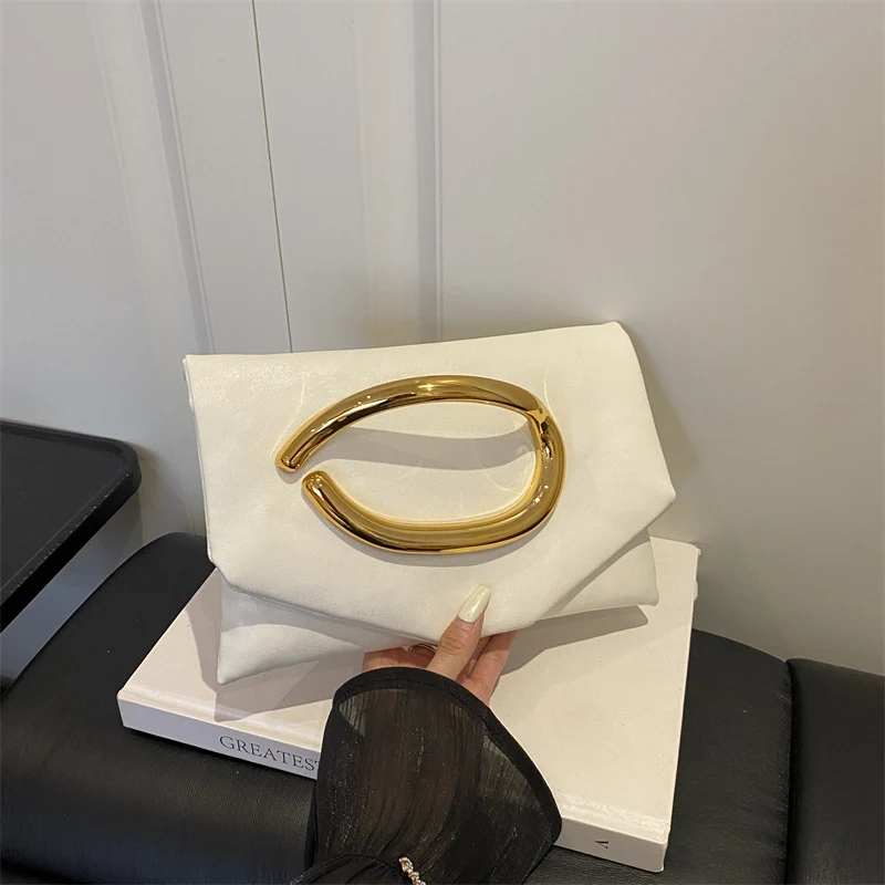 Gefaltete Clutch