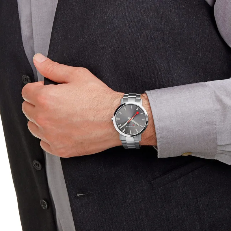 Mondaine Classic A660.30360.81SBJ Herrenuhr Silber • Saphirglas mit Antireflexbeschichtung • Swiss Made Quarzwerk
