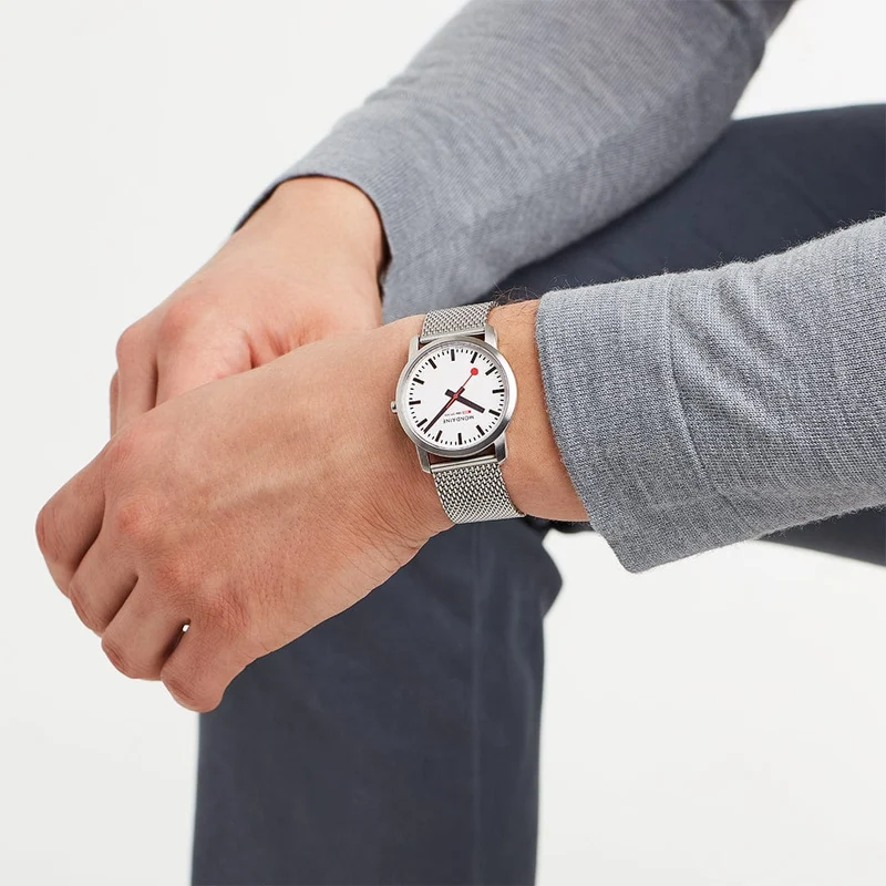 Mondaine Simply Elegant A400.30351.16SBZ Damen Armbanduhr • Saphirglas • Swiss Made
