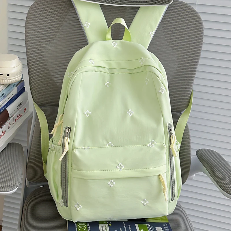 Bestickter Rucksack Karnz