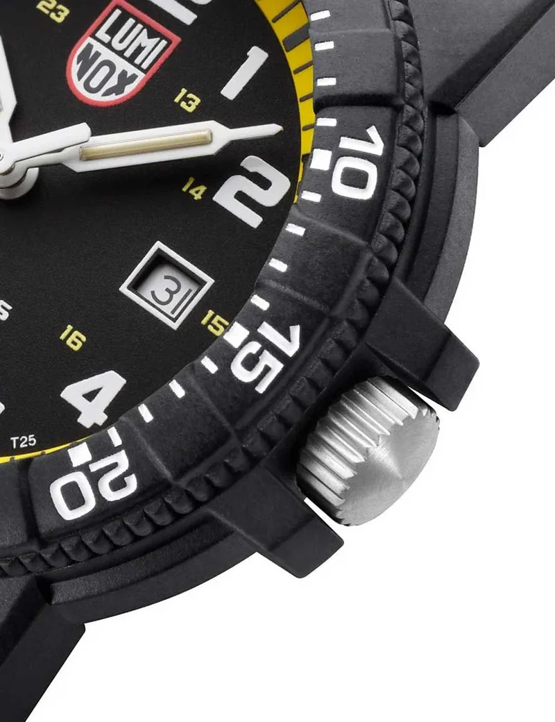 Luminox Leatherback Sea Turtle Giant XS.0325 Herrenuhr Schwarz • CARBONOX™-Gehäuse • Luminox Light Technology