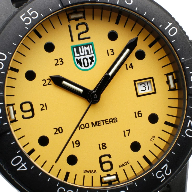 Luminox Sea Bass X2.2005 Herren Armbanduhr Schwarz/Gelb • CARBONOX™-Gehäuse • Luminox Light Technology