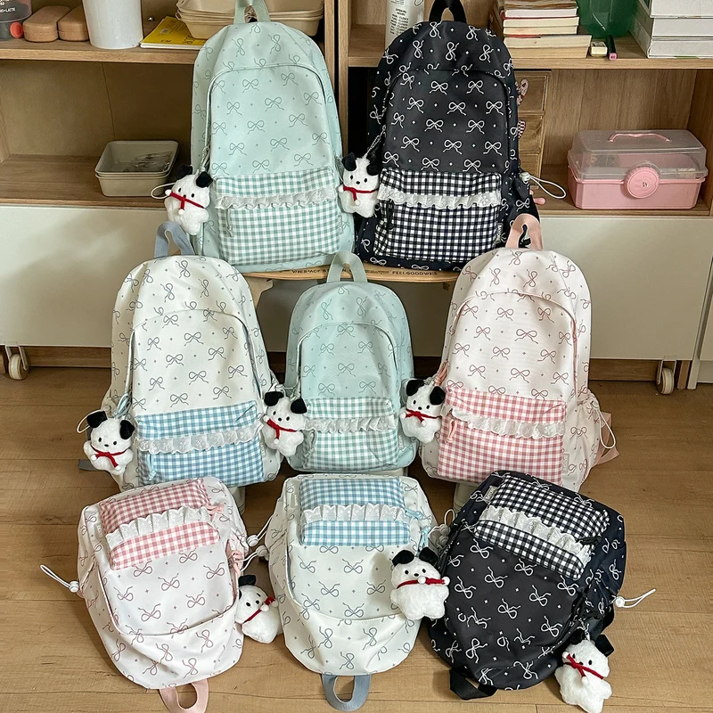 Dekorative mit Schleifen verzierte Rucksack Karnz