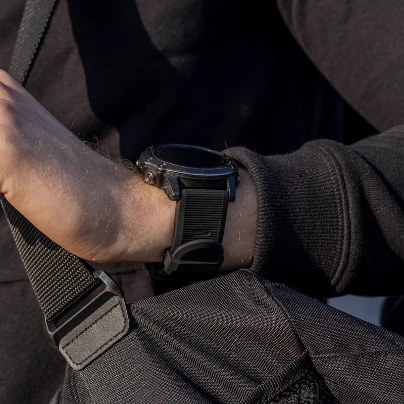 Garmin Fenix 9 Pro - 47mm Silikonarmband (Schwarz)