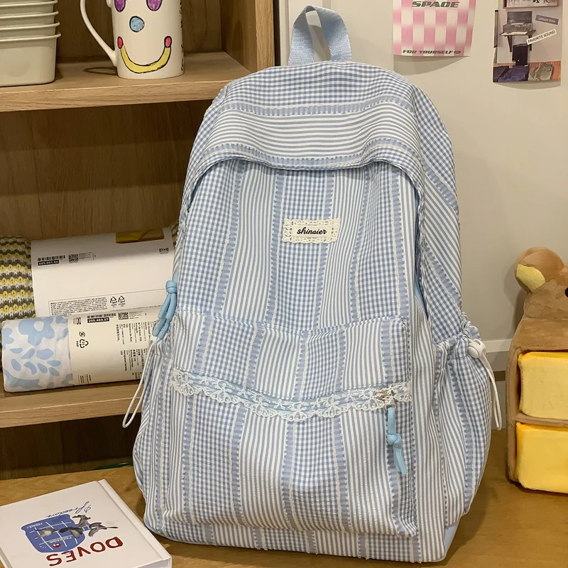 Süßer gestreifter Rucksack Karnz