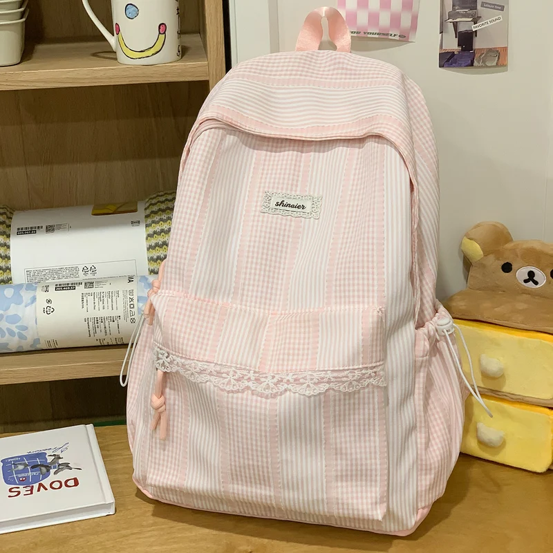 Süßer gestreifter Rucksack Karnz