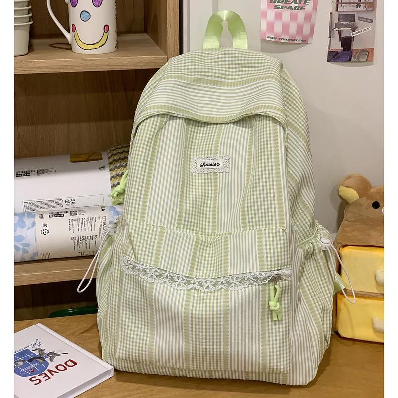 Süßer gestreifter Rucksack Karnz