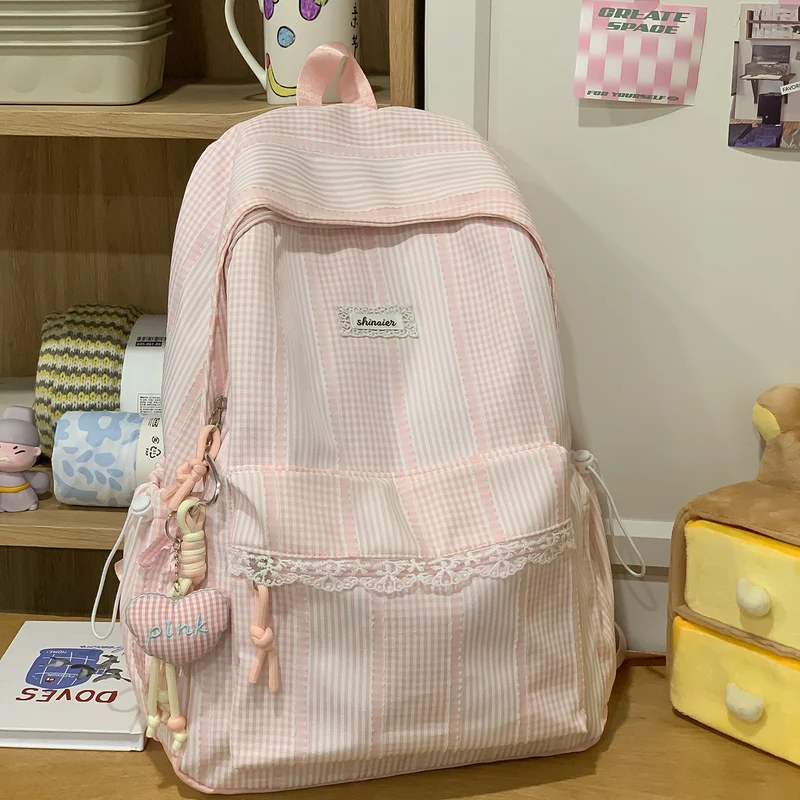 Süßer gestreifter Rucksack Karnz