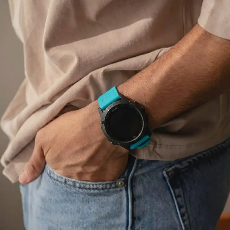 Garmin Fenix 9 - 47mm Silikonarmband (Hellblau)