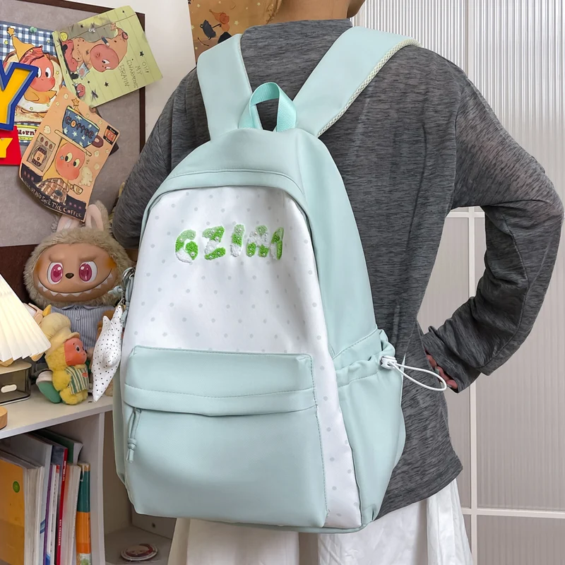 Niedlicher Rucksack mit Punktmuster Karnz