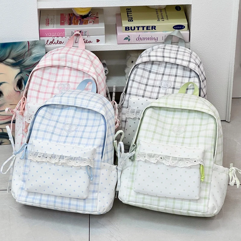 Dekorativer Plaid-Rucksack Karnz