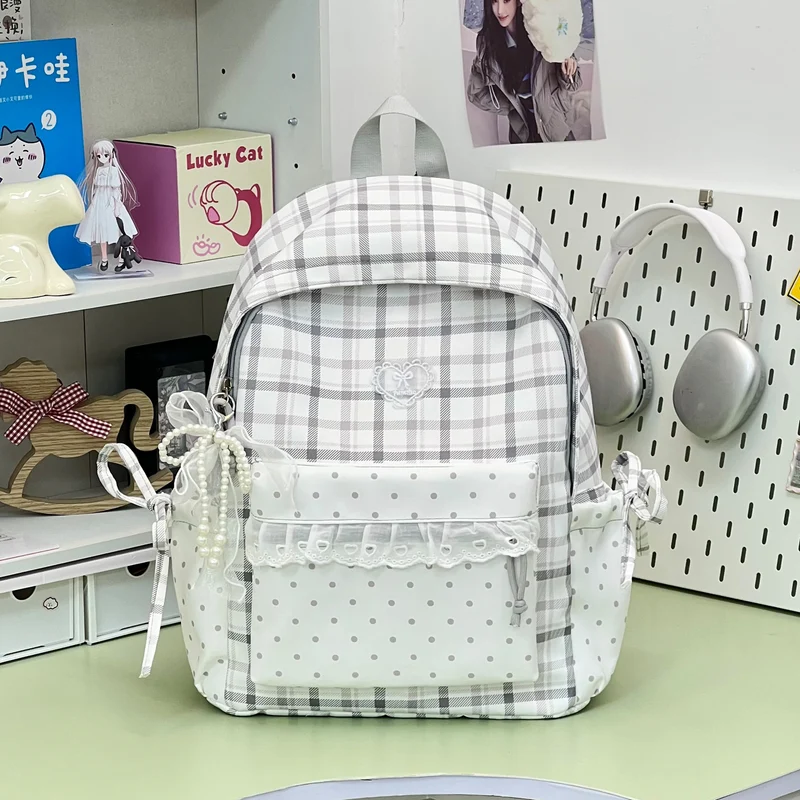 Dekorativer Plaid-Rucksack Karnz