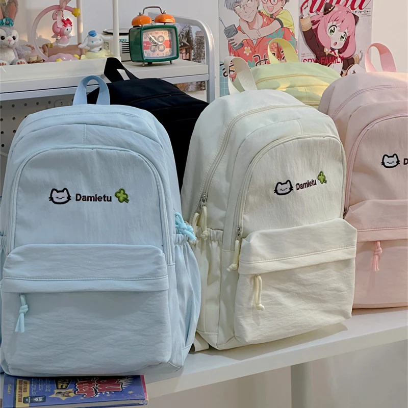 Süßer Plüsch-Charakter-Themen-Rucksack Karnz