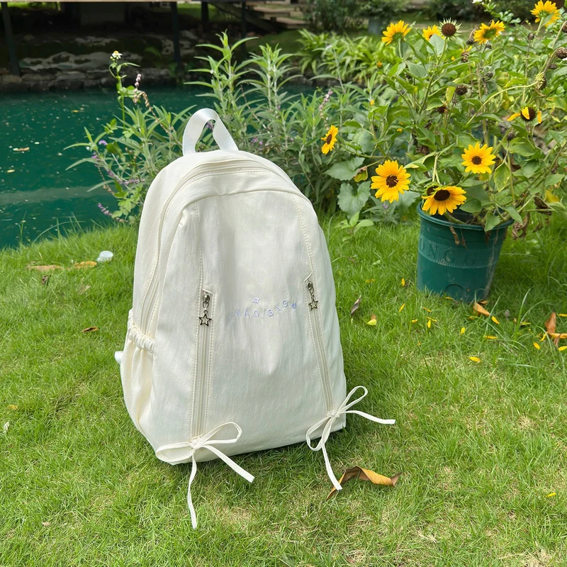 Süßer Plüsch-Rucksack im Charakterdesign Karnz