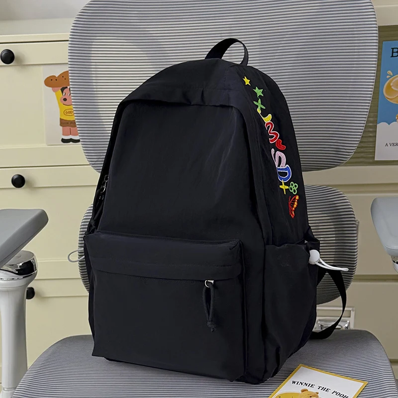 Dekorativer Charakter-verzierten Freizeit-Rucksack Karnz