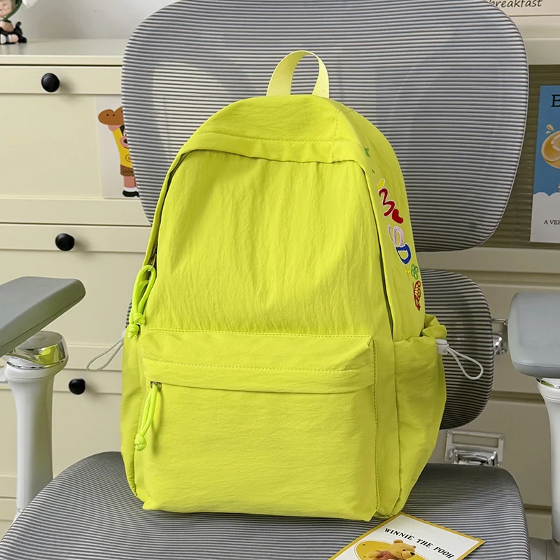 Dekorativer Charakter-verzierten Freizeit-Rucksack Karnz