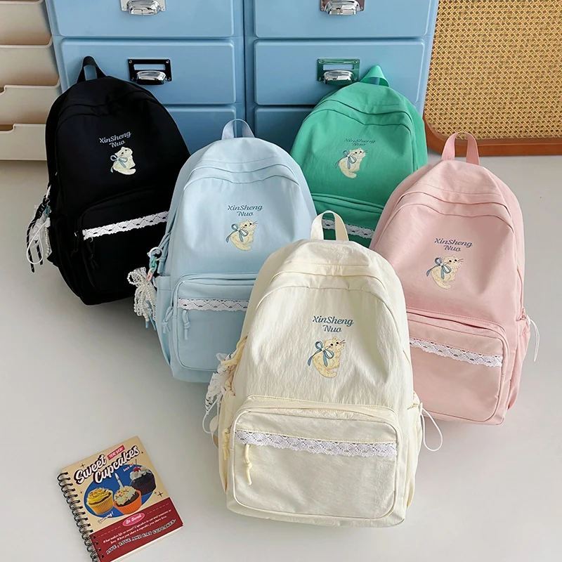Süßer grafischer bestickter Rucksack Karnz