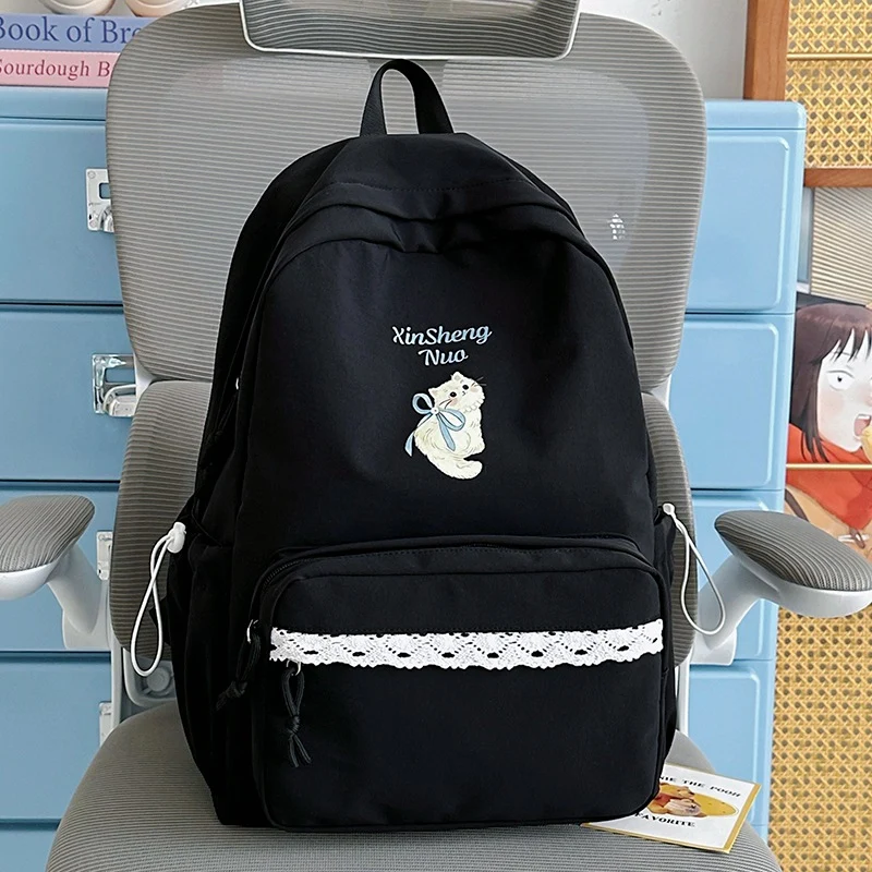 Süßer grafischer bestickter Rucksack Karnz