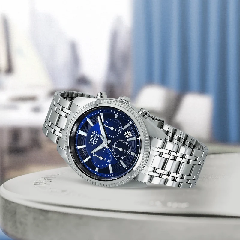 Lorus Classic RT395KX9 Herrenuhr Chronograph • Mineralglas • Edelstahlarmband