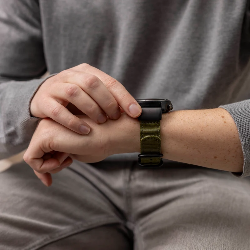 Garmin Fenix 9 - 51mm Schnallen-Nylonarmband (Grün)