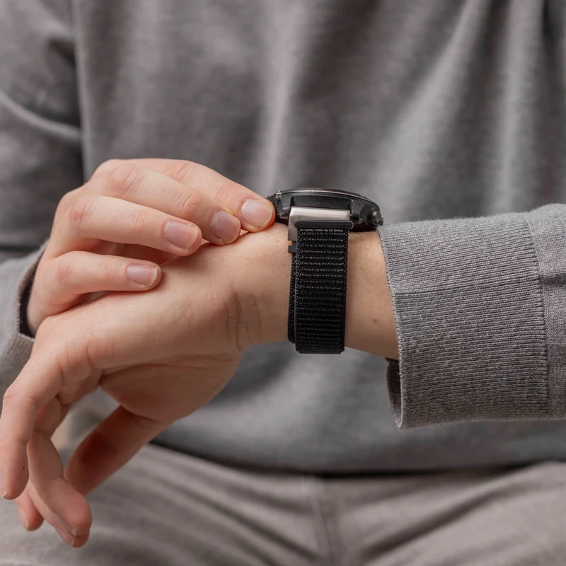 Garmin Fenix 9 Pro - 51mm Nylonarmband (Schwarz)